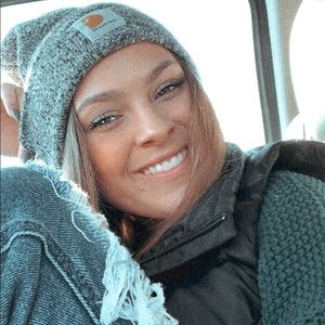 Meet your Posher, Jaclyn